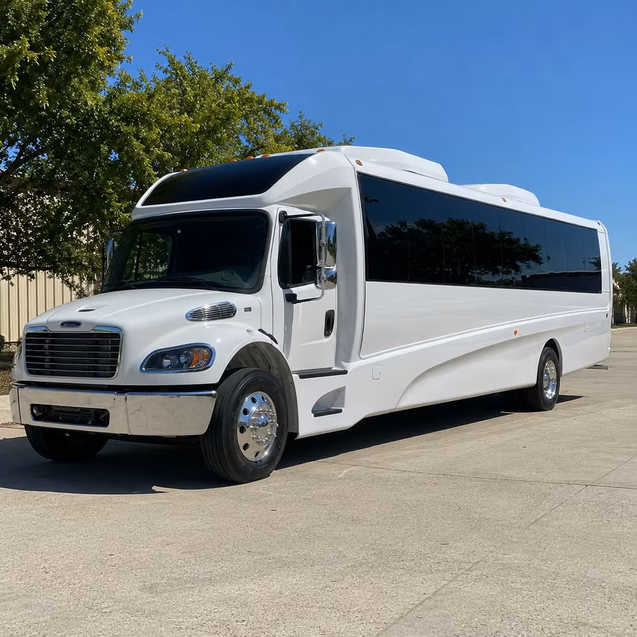 25 passenger minibus