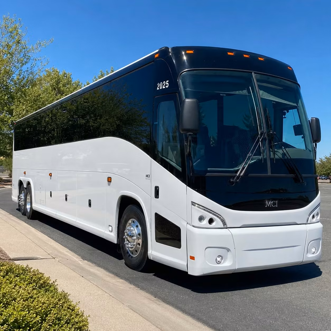 midland college and university sports teams need dependable long distance travel