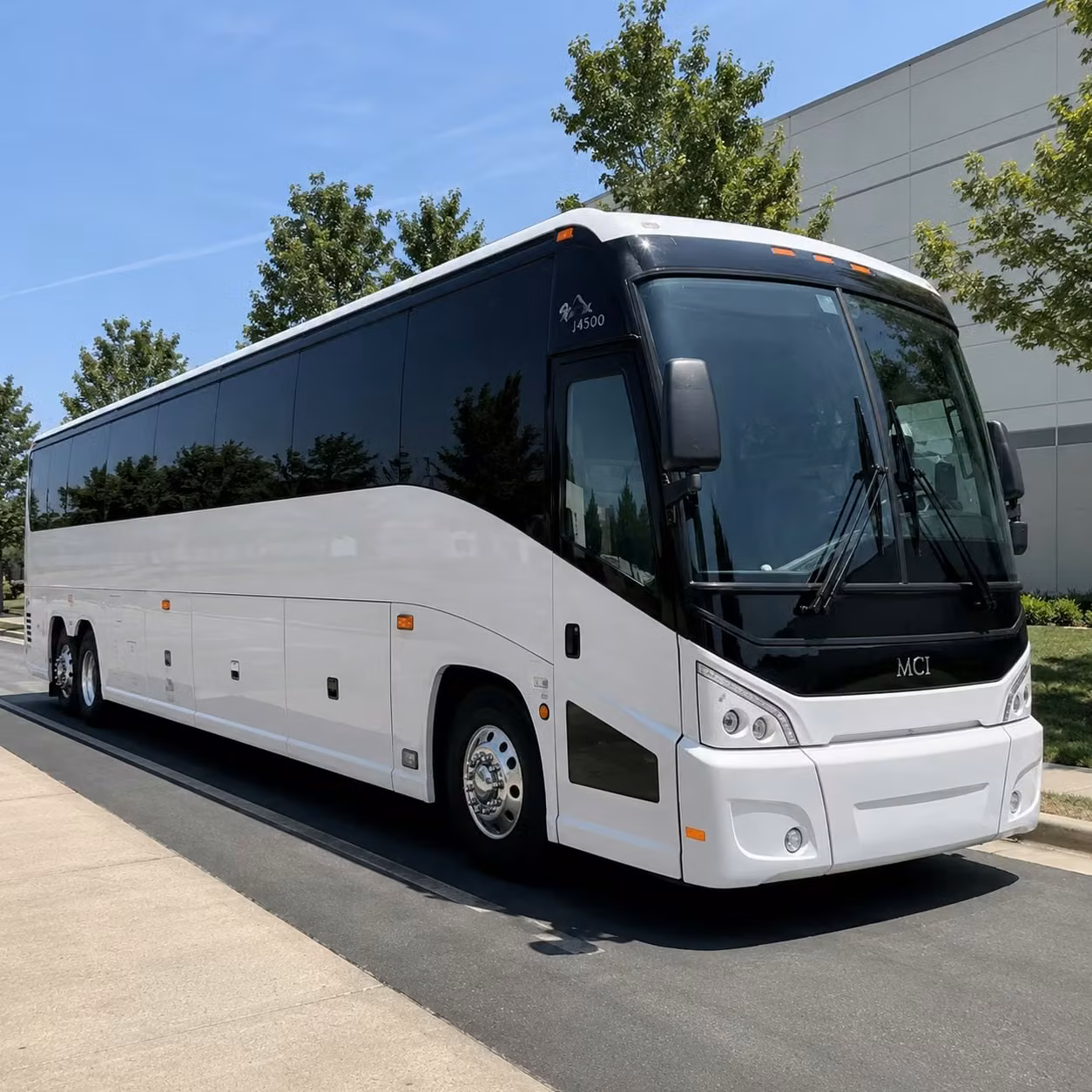 what midland groups need to know before booking a long distance bus trip